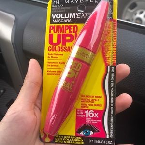 Maybelline pumped up golossal mascara.